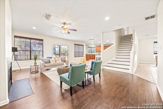 Image 11 of 44 For 4515 Fern Hill