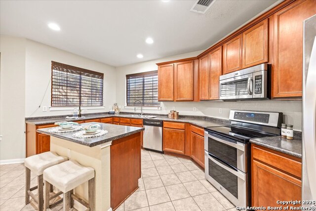 Image 4 of 44 For 4515 Fern Hill