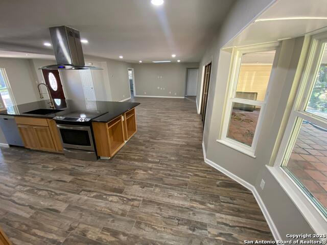 Image 10 of 33 For 1235 Cibolo  