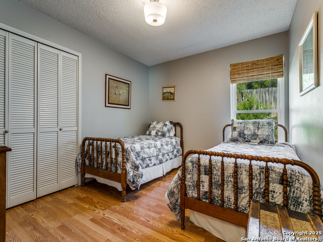 Image 18 of 25 For 15115 Forest Country