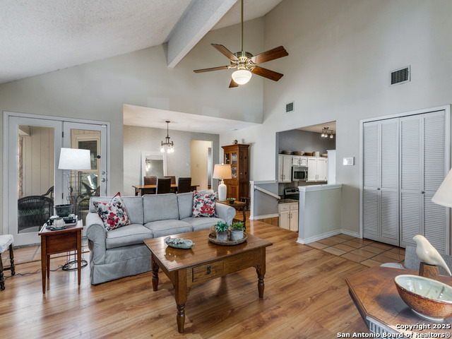 Image 6 of 25 For 15115 Forest Country