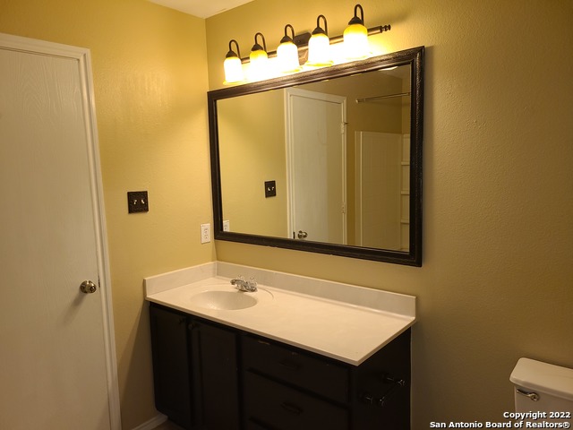 Image 11 of 21 For 112 Willow Run N