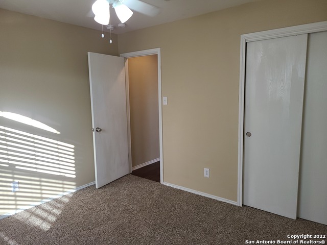 Image 20 of 21 For 112 Willow Run N