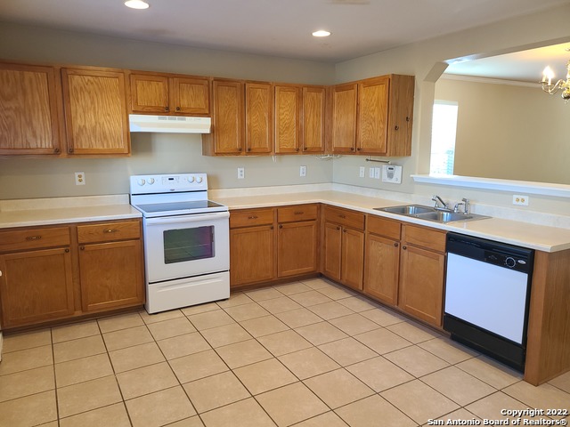 Image 6 of 21 For 112 Willow Run N