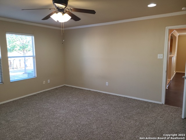 Image 9 of 21 For 112 Willow Run N