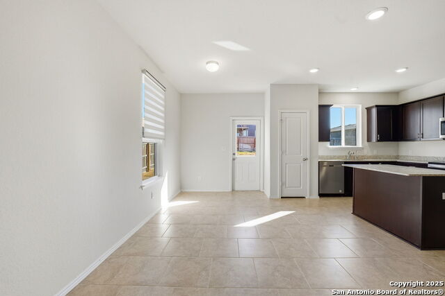 Image 7 of 34 For 7320 Playa Xing