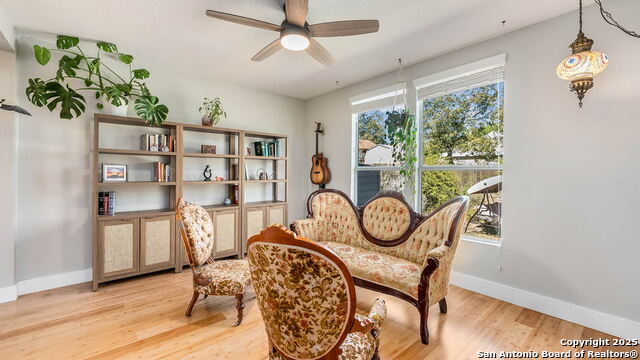 Image 7 of 25 For 801 Mulberry Ave W