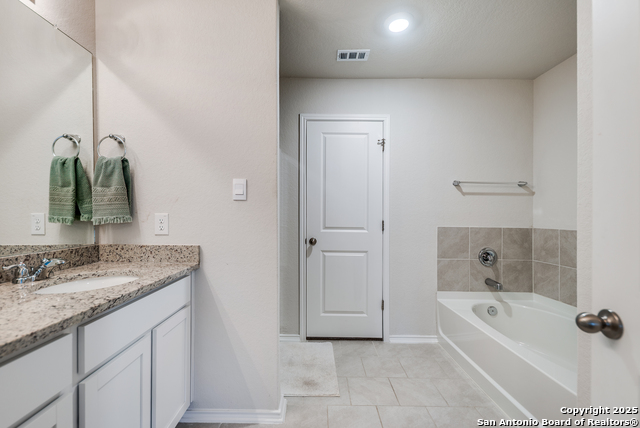 Image 20 of 29 For 3618 Copper Horse