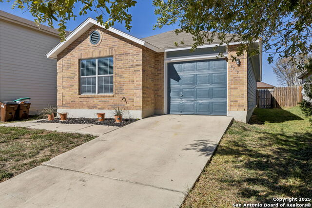 Details for 8919 Kestrel Oak, Converse, TX 78109