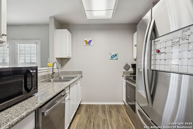 Image 9 of 24 For 8919 Kestrel Oak