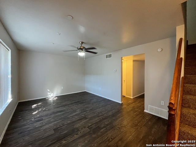 Image 7 of 37 For 2802 Lasses Blvd 1