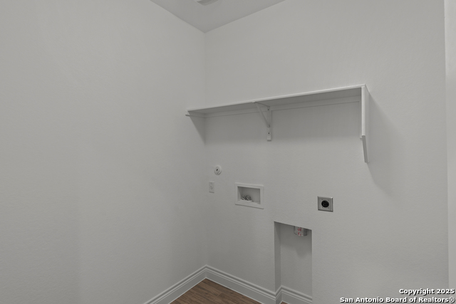 Image 11 of 33 For 604 Pony Bend