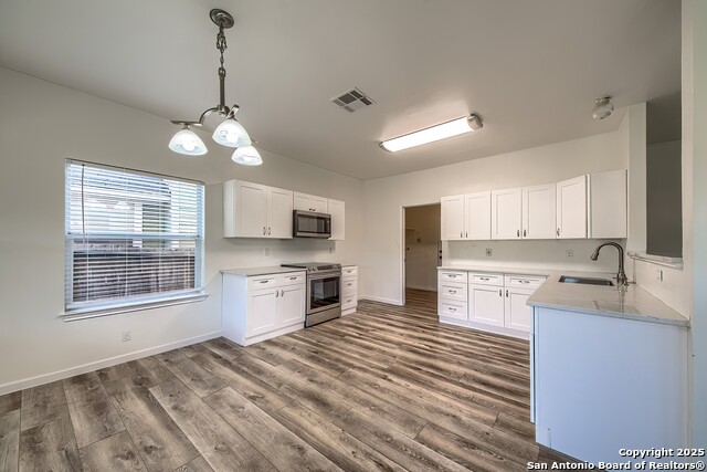 Image 11 of 32 For 22031 Goldcrest Run