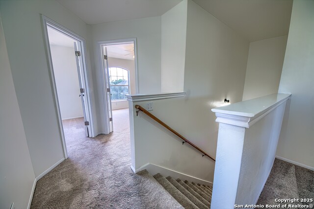 Image 15 of 32 For 22031 Goldcrest Run