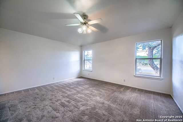 Image 16 of 32 For 22031 Goldcrest Run