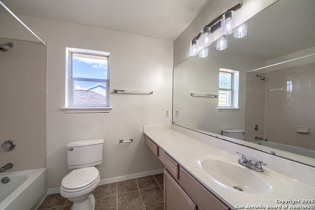 Image 23 of 32 For 22031 Goldcrest Run