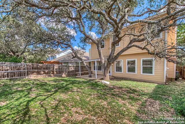 Image 29 of 32 For 22031 Goldcrest Run