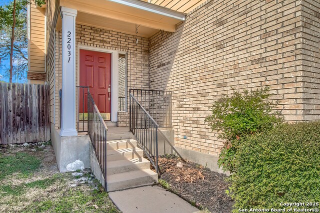 Image 3 of 32 For 22031 Goldcrest Run