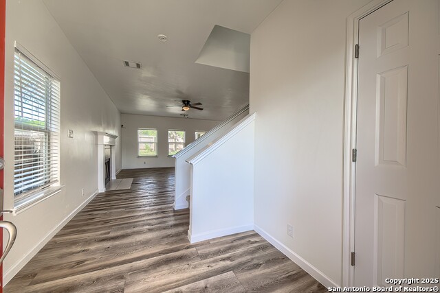 Image 4 of 32 For 22031 Goldcrest Run