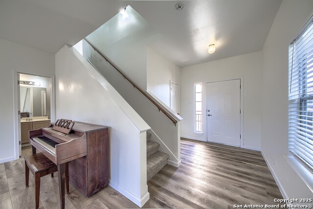 Image 5 of 32 For 22031 Goldcrest Run