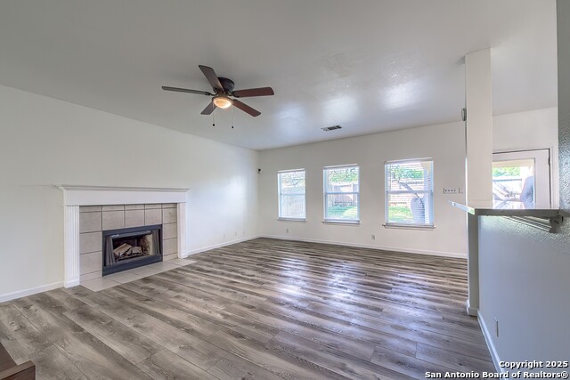 Image 9 of 32 For 22031 Goldcrest Run