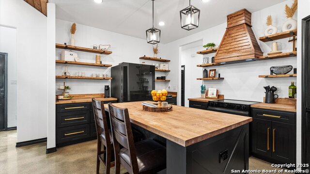 Image 12 of 55 For 411 Cielo Vista