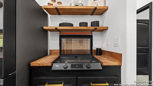 Image 16 of 55 For 411 Cielo Vista