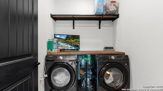 Image 26 of 55 For 411 Cielo Vista