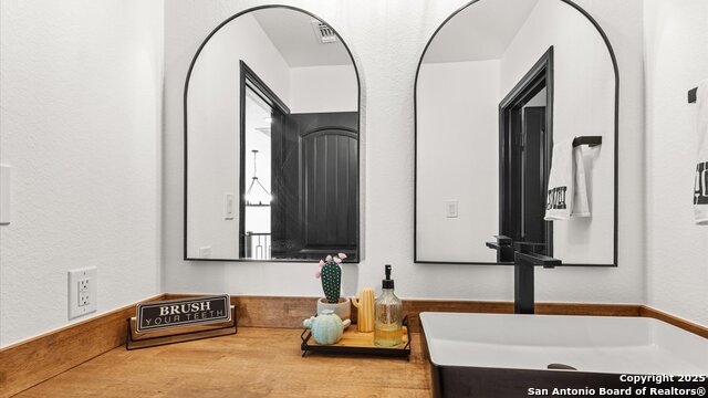 Image 32 of 55 For 411 Cielo Vista