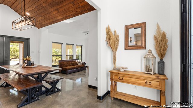 Image 4 of 55 For 411 Cielo Vista