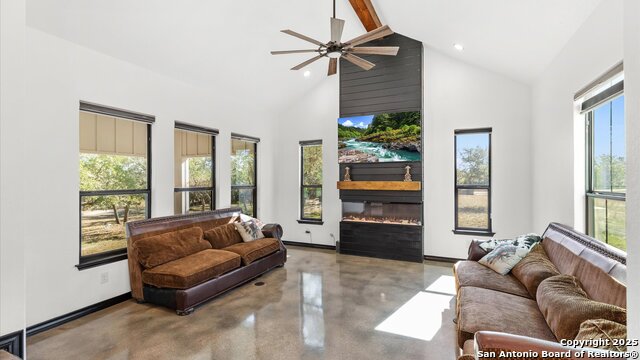 Image 5 of 55 For 411 Cielo Vista