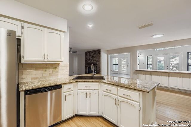 Image 10 of 28 For 16427 Strong Box