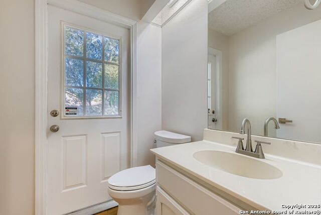 Image 15 of 28 For 16427 Strong Box