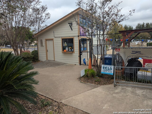 Image 48 of 50 For 2323 Wilderness Wood