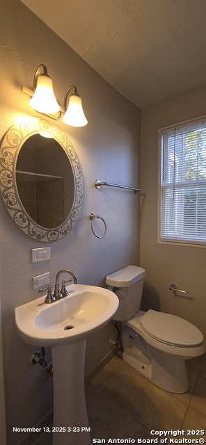 Image 8 of 12 For 455 Eleanor  1