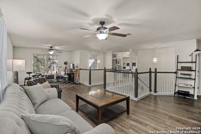 Image 13 of 29 For 10614 Diamond Rock