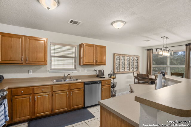 Image 7 of 29 For 10614 Diamond Rock