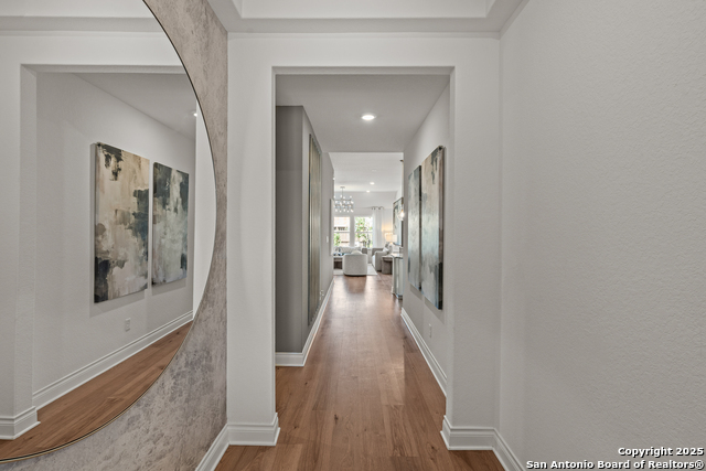 Listing photo id 4 for 308 Rustic Barn Lane