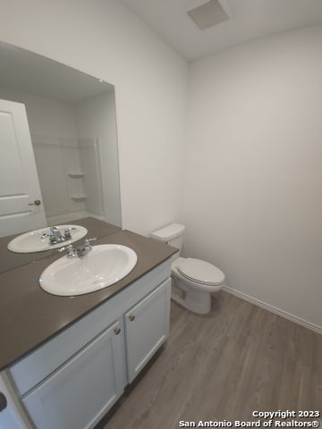 Image 5 of 19 For 13102 Watrous Dr