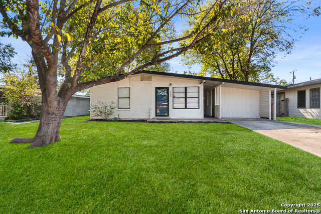 Details for 230 Dresden  , San Antonio, TX 78213