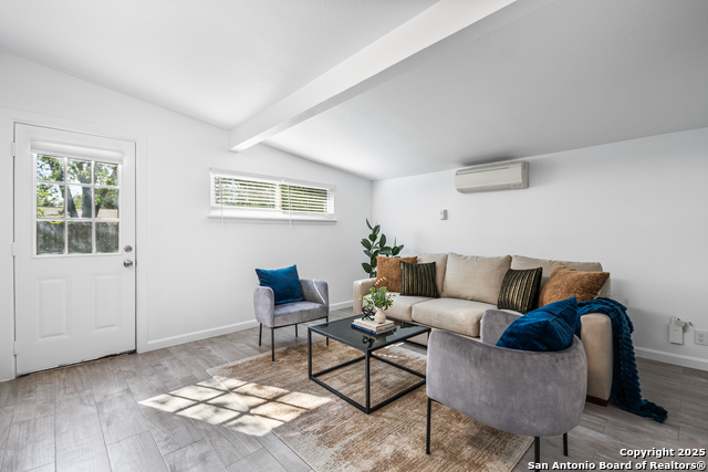 Image 13 of 23 For 230 Dresden  