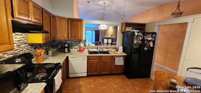 Image 12 of 24 For 6907 Raintree