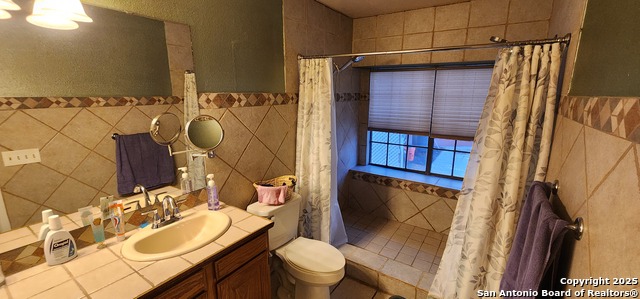 Image 15 of 24 For 6907 Raintree