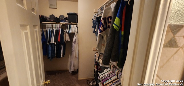 Image 17 of 24 For 6907 Raintree