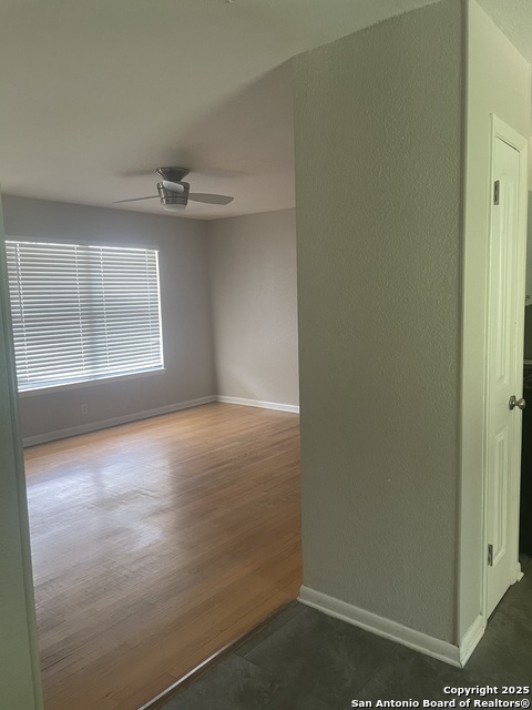 Image 5 of 16 For 4207 Waikiki