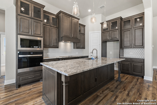 Image 18 of 38 For 139 Pradera Ridge