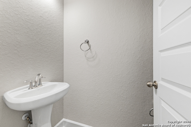 Image 22 of 38 For 139 Pradera Ridge