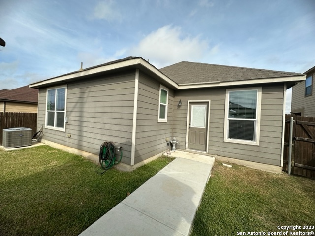 Image 29 of 33 For 7134 Palomino Bay