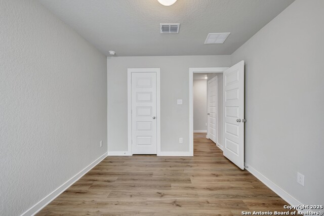 Listing photo id 22 for 6252 Persimmon Lake