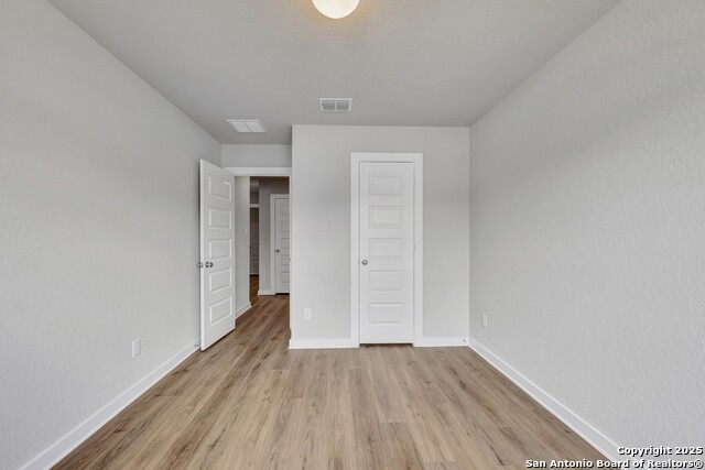 Listing photo id 24 for 6252 Persimmon Lake